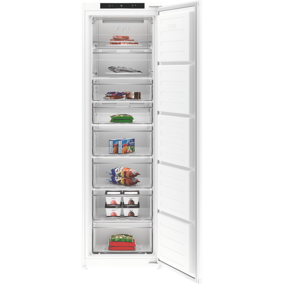 BLOMBERG FNT4454i Tall integrated frost-free freezer