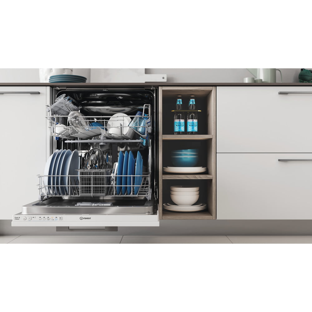 INDESIT D2IHL326UK Fully-integrated 14-place dishwasher