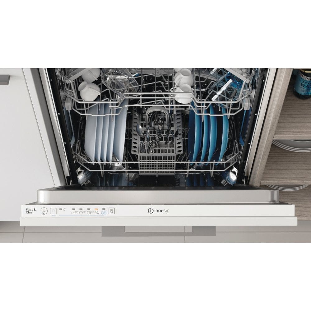 INDESIT D2IHL326UK Fully-integrated 14-place dishwasher