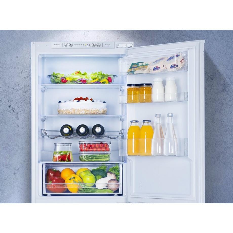 HISENSE RIB291F4AWE Built-in 50:50 Frost-free fridge freezer