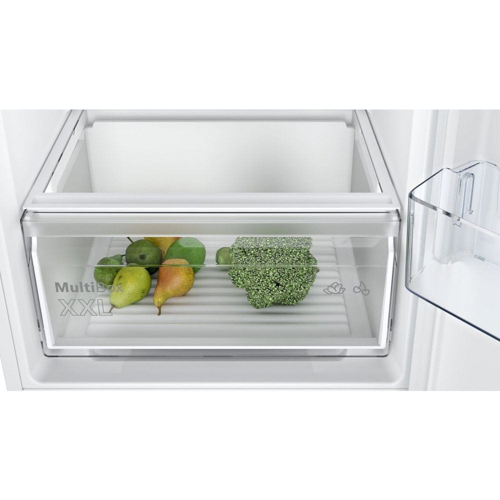 BOSCH KIN86NSE0G Built-in 60:40 frost-free fridge freezer