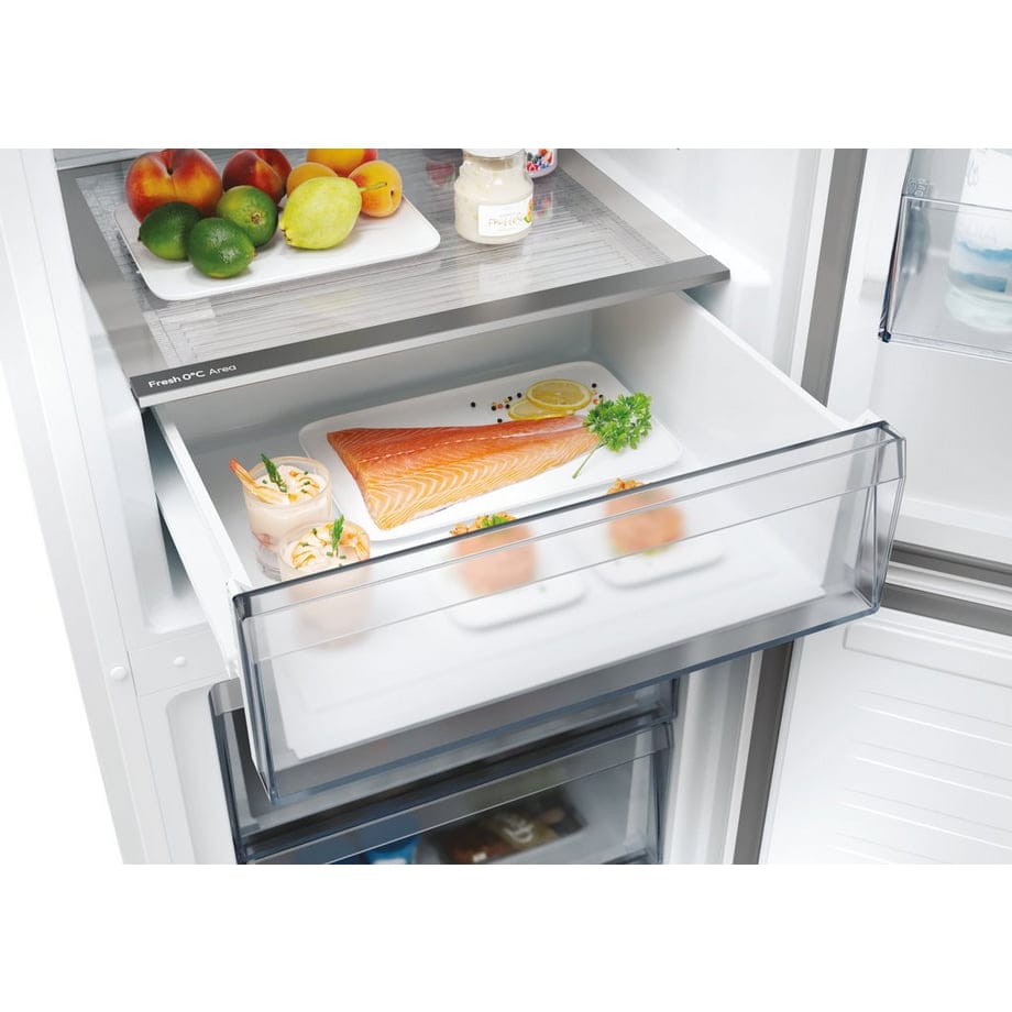 HOOVER HONCQ2T618EWKR Frost-free fridge freezer