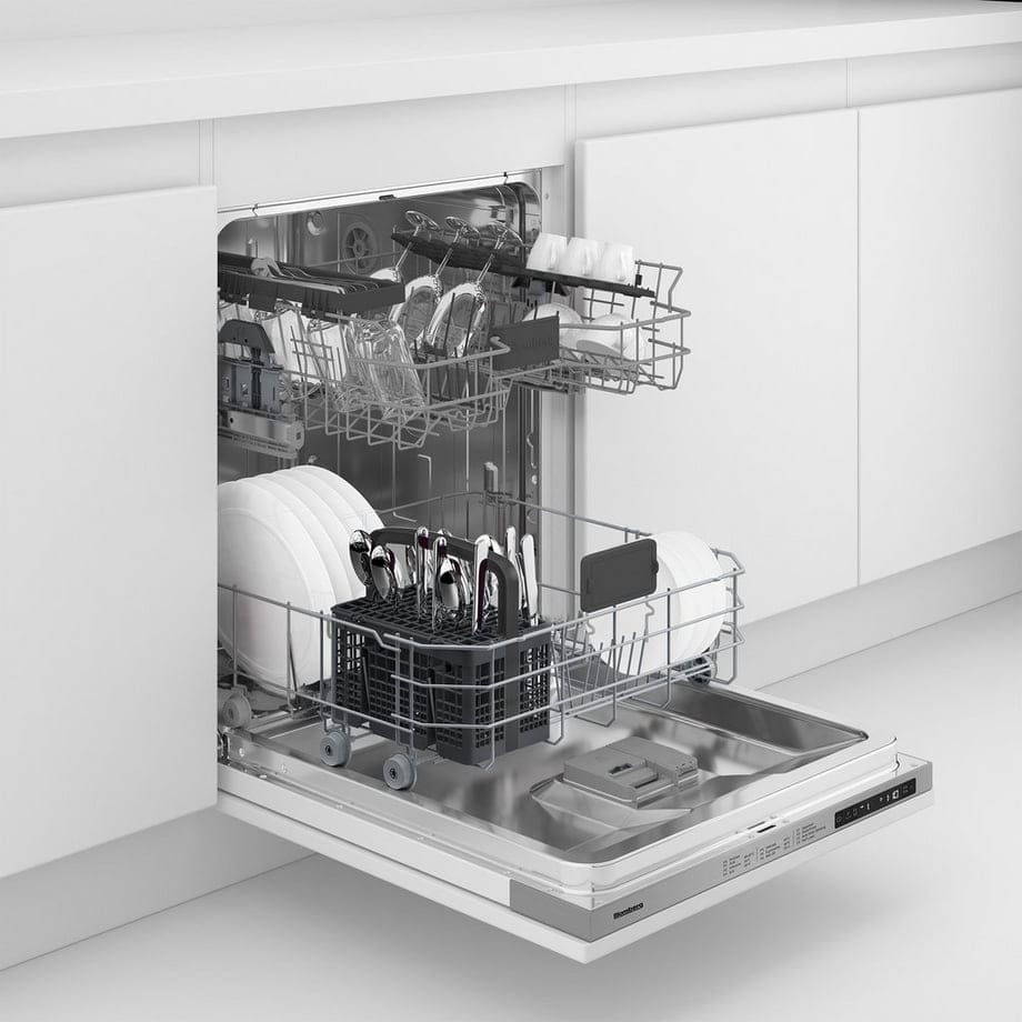 BLOMBERG LDV42320 Fully-integrated 14-place dishwasher