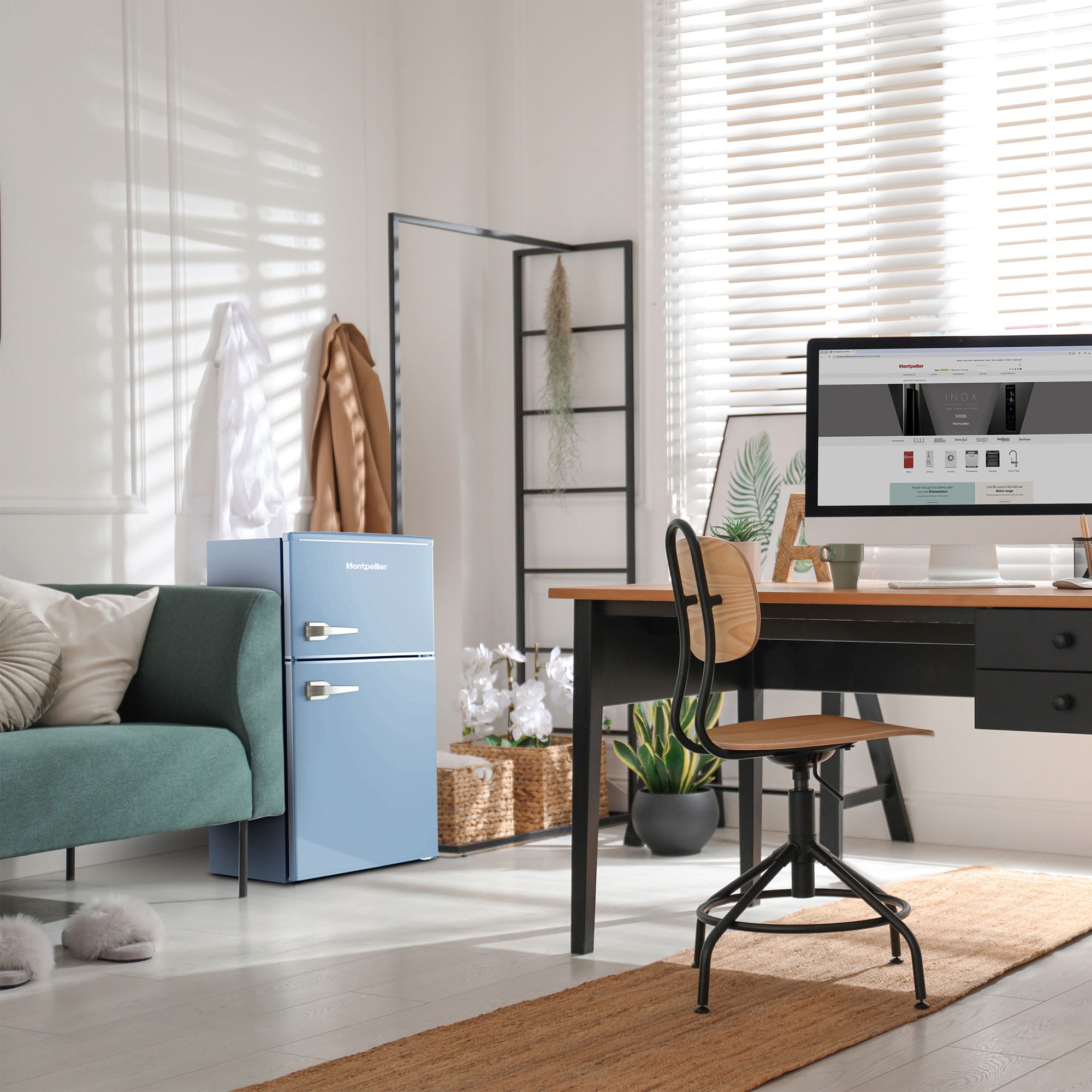 MONTPELLIER MAB2035EPB Under-counter fridge freezer
