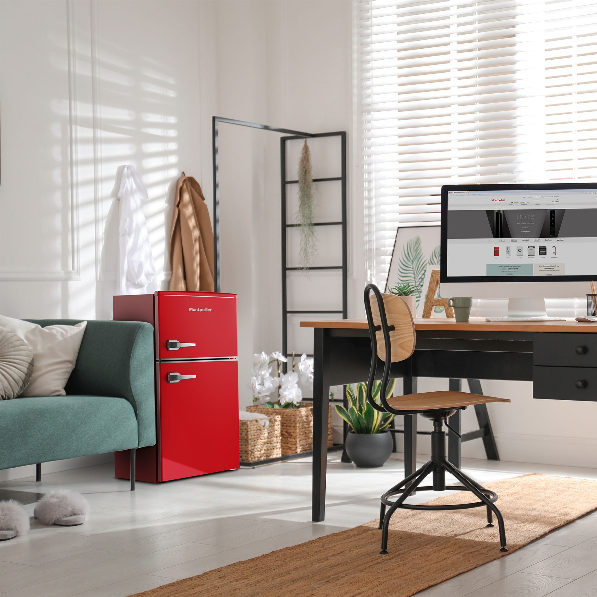 MONTPELLIER MAB2035ER Under-counter fridge freezer