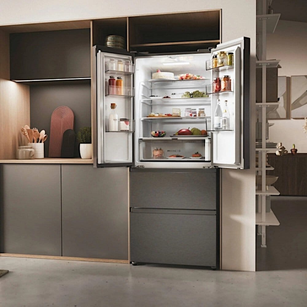 HAIER HFR3718ENMD American-style fridge freezer
