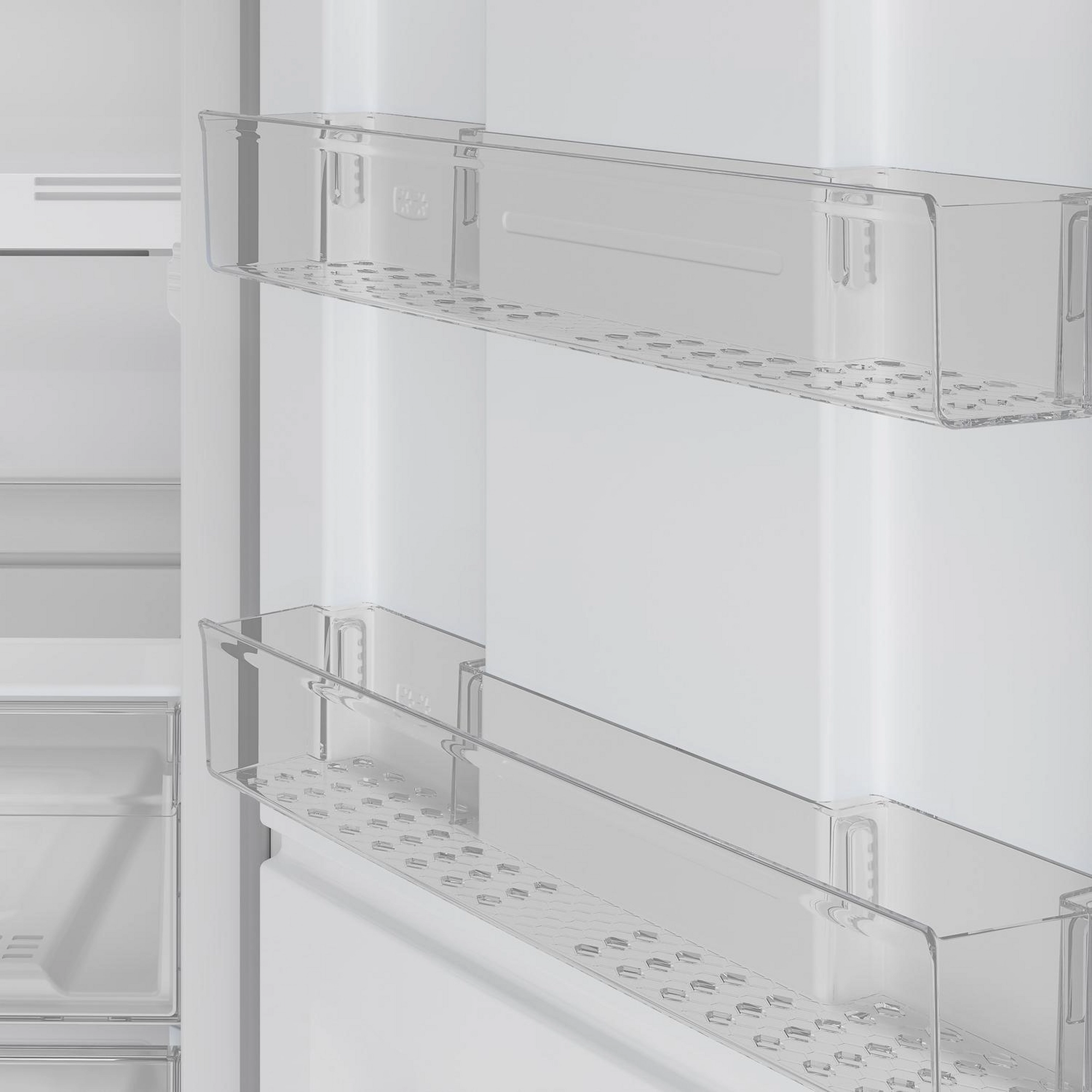 BLOMBERG FND479P Tall frost-free freezer