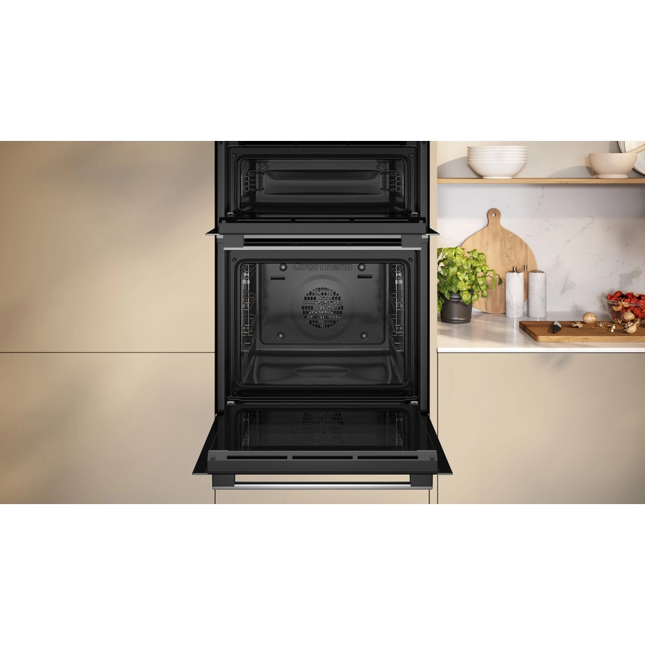 NEFF U1ACE2AN3B Built-in double oven