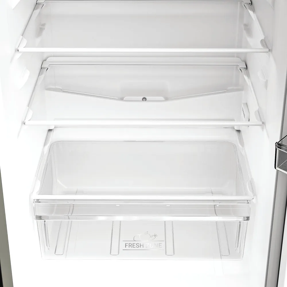 HOTPOINT HPKH1261W4UK Frost-free fridge freezer - Image 6